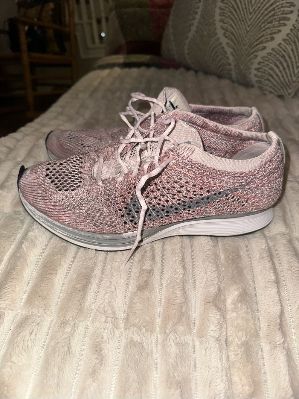 Nike Light Pink FlyKnit Lace-Up Women’s Running Shoes